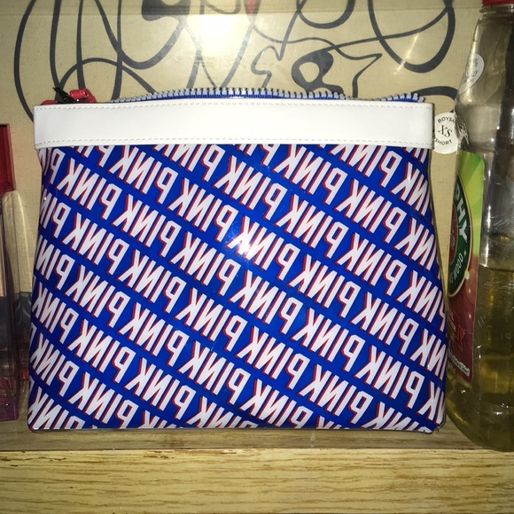 Different Victoria secret pink items - Picture 1 of 5